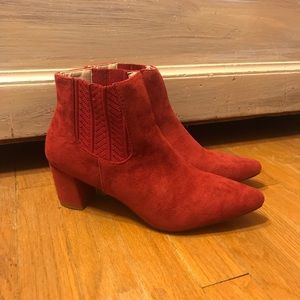 DOLCE NOME | Red Booties